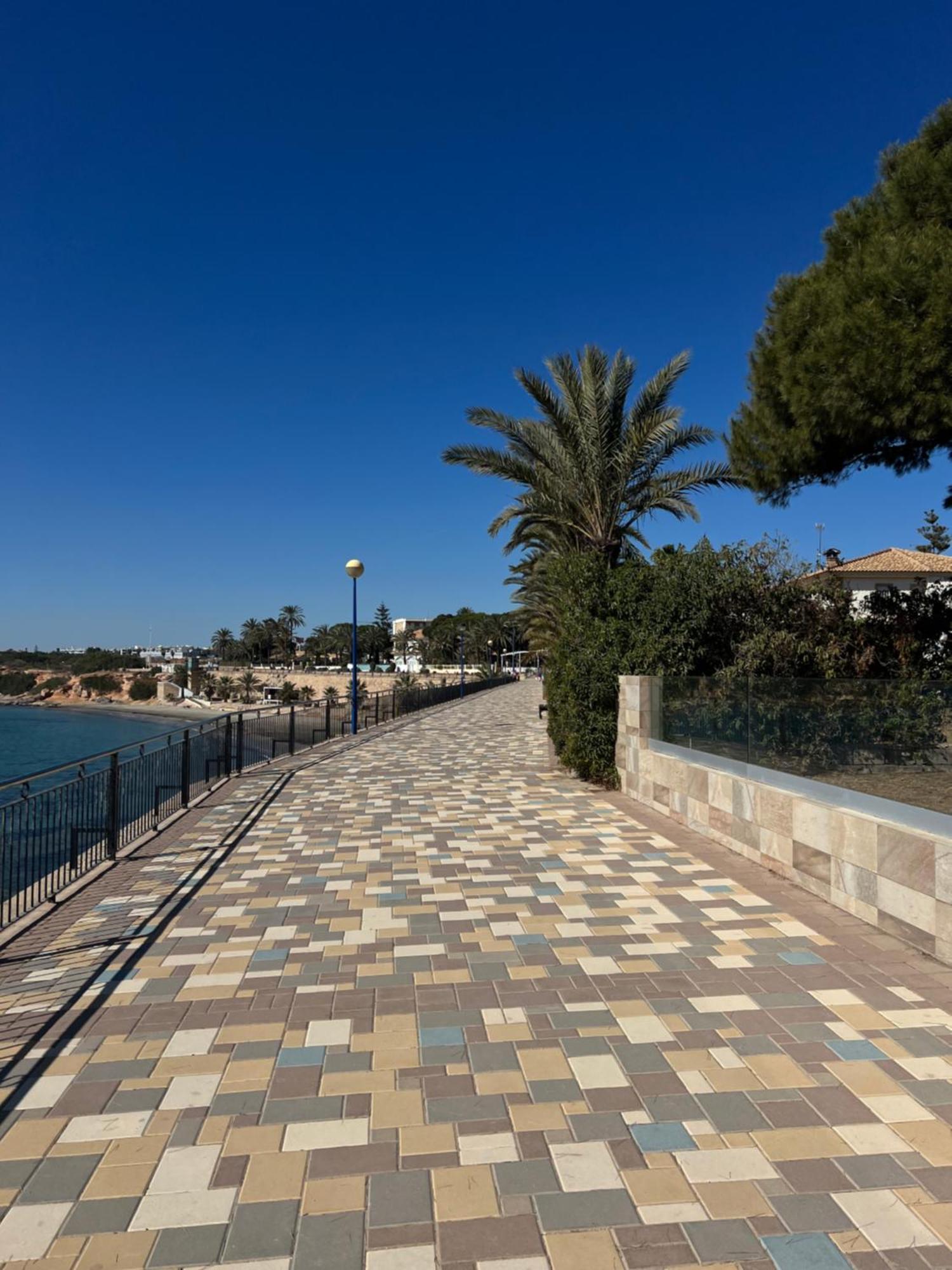 Punta Prima Nice Apartment With Sea Views Торрев'єха Екстер'єр фото